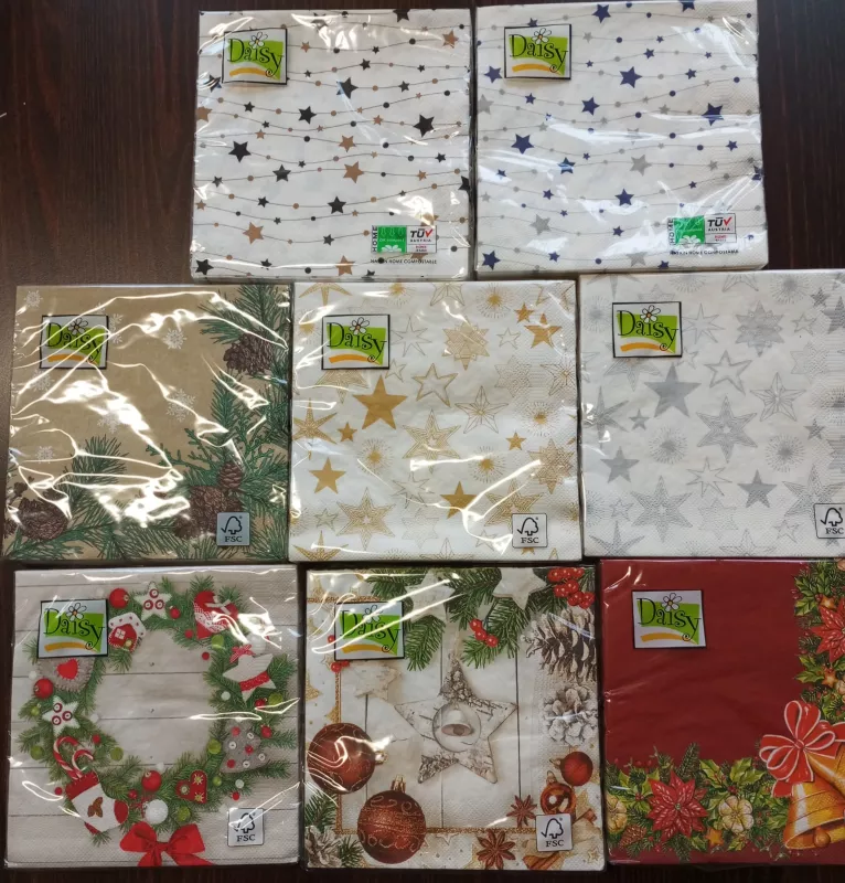 Vánoční ubrousky 33x33cm, 3vrst., celopotisk,mix motivů, kart. 30ks